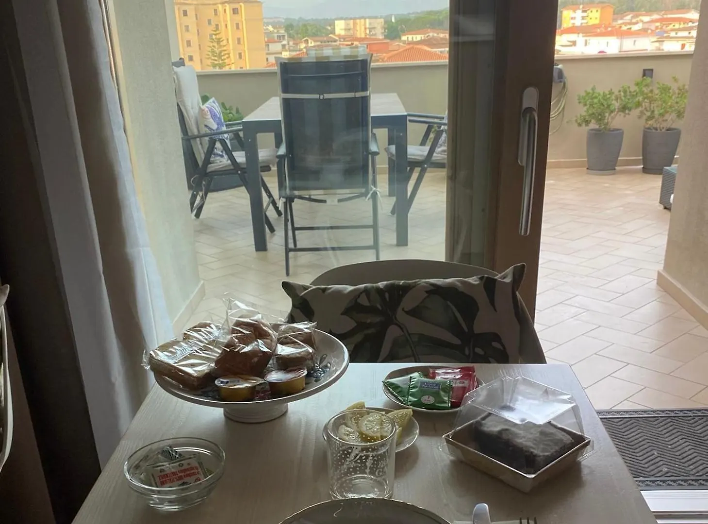 Tra Mare & Monti - Bed & Breakfast Όλμπια